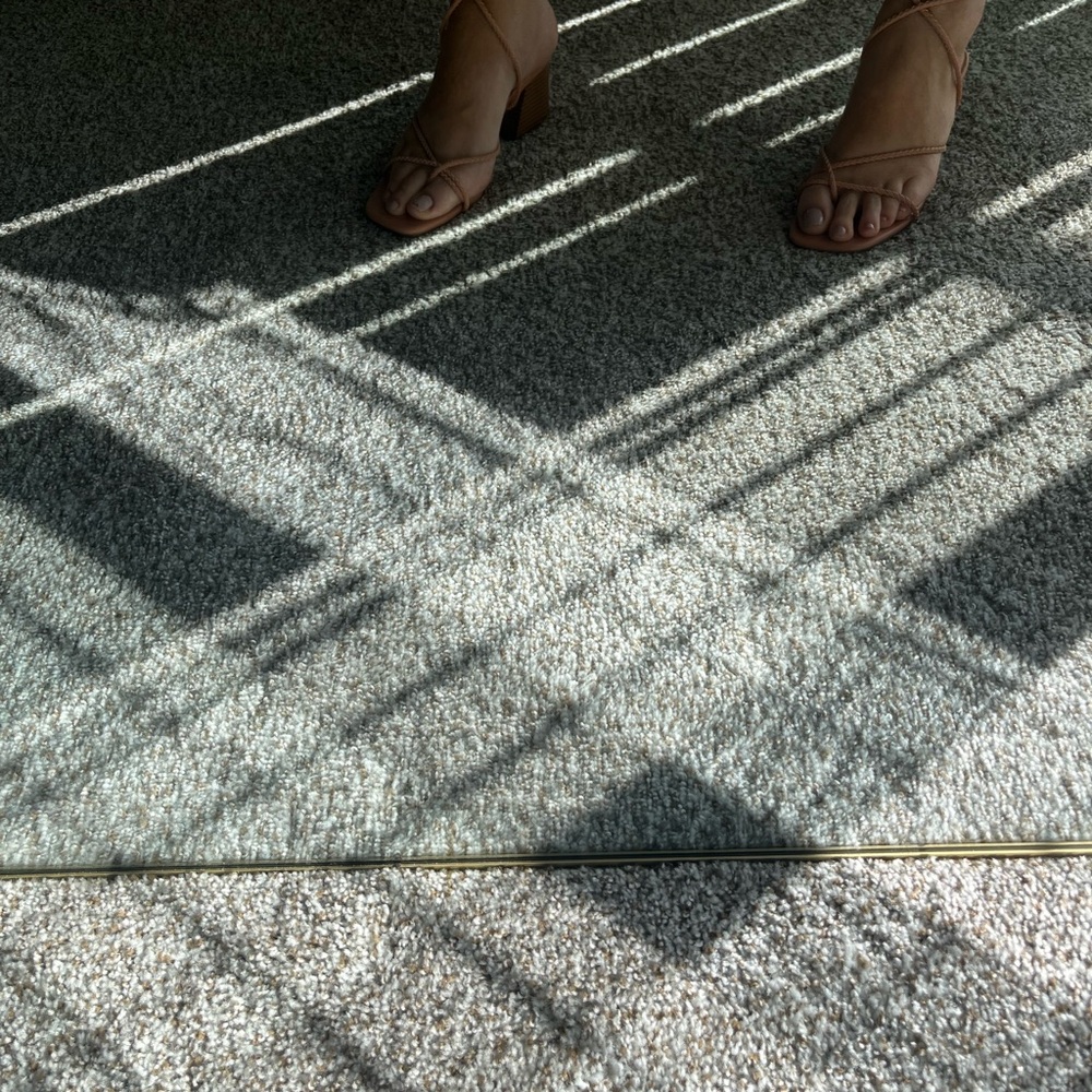 UO sandals - Picture 7 of 7